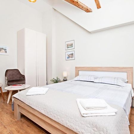Apartments Isja ティヴァト エクステリア 写真