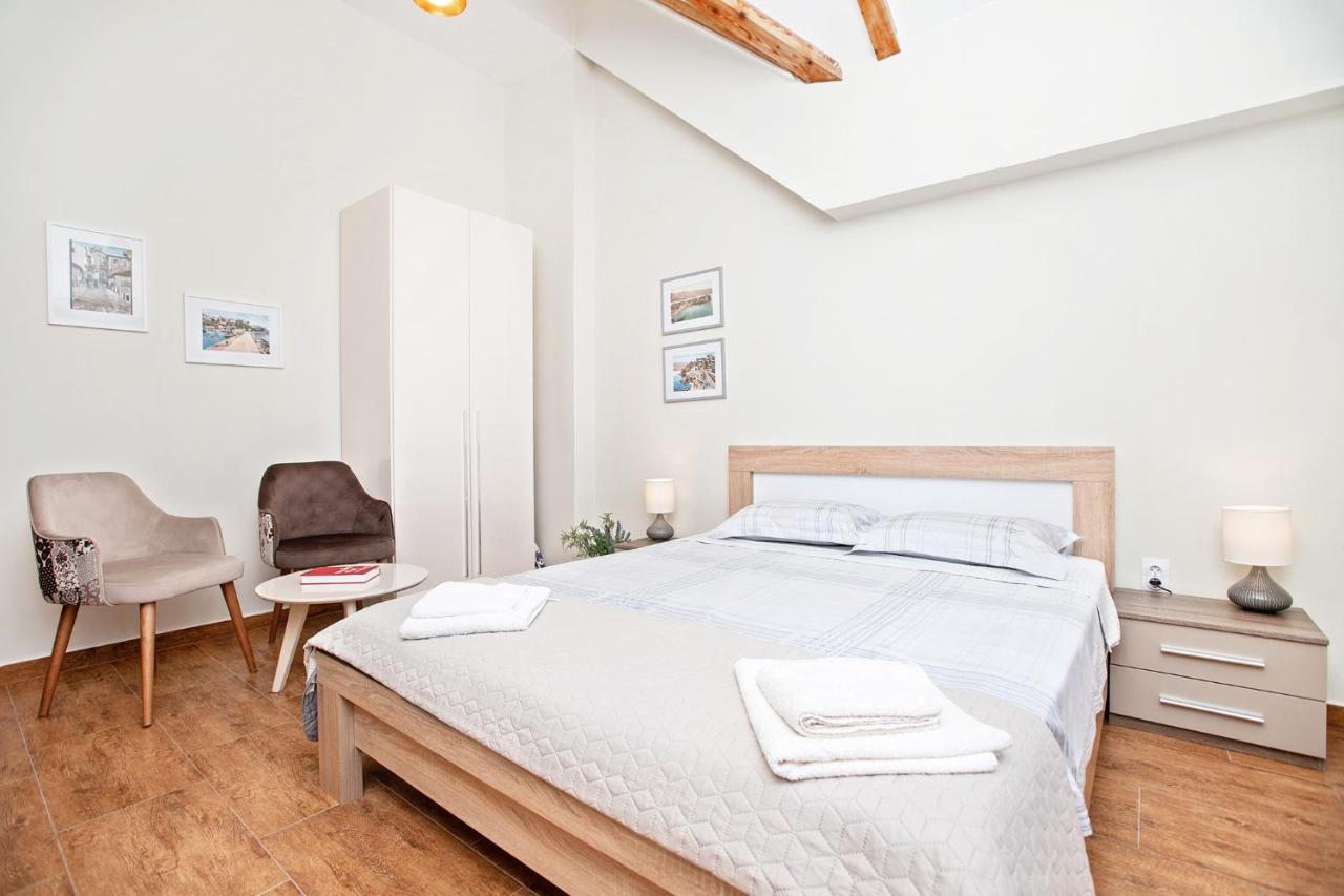 Apartments Isja ティヴァト エクステリア 写真