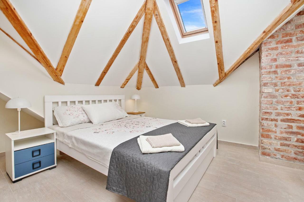 Apartments Isja ティヴァト エクステリア 写真