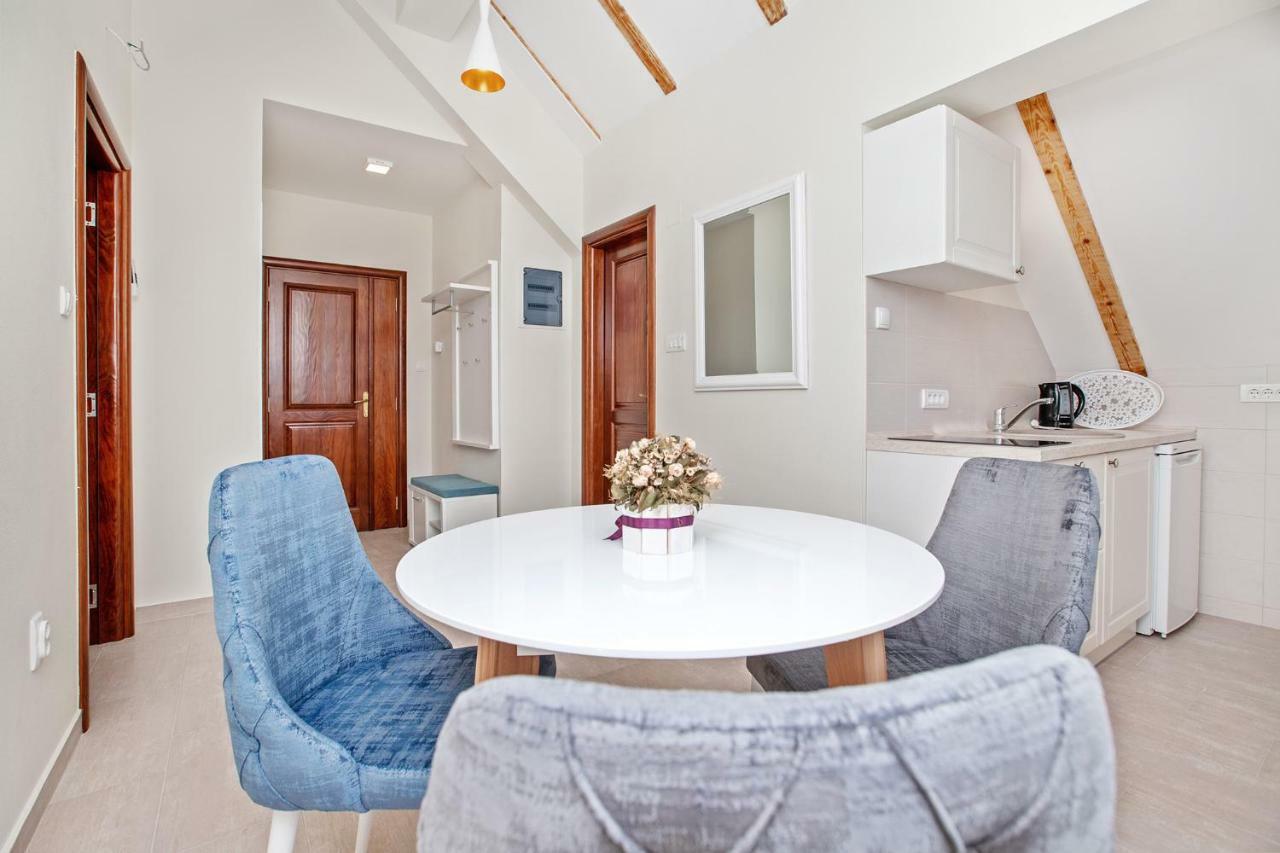 Apartments Isja ティヴァト エクステリア 写真