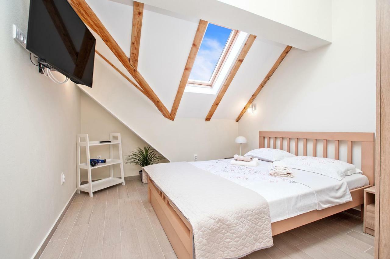 Apartments Isja ティヴァト エクステリア 写真