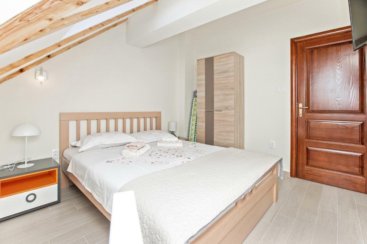 Apartments Isja ティヴァト エクステリア 写真