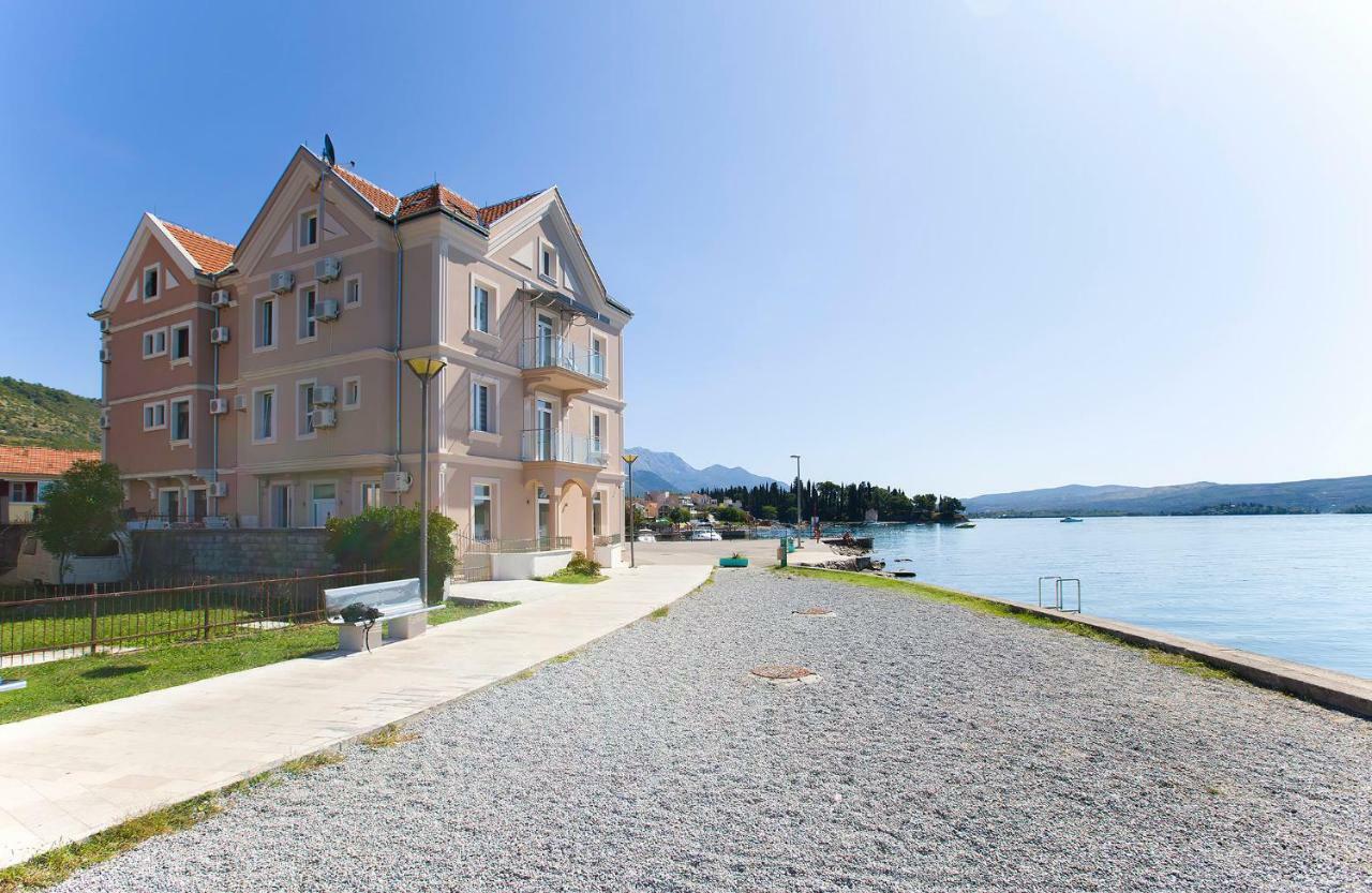 Apartments Isja ティヴァト エクステリア 写真
