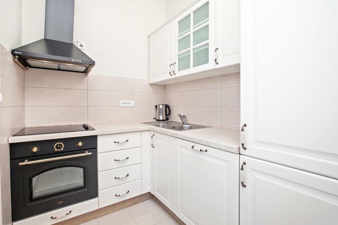 Apartments Isja ティヴァト エクステリア 写真