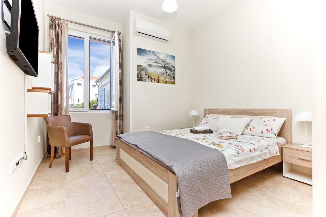 Apartments Isja ティヴァト エクステリア 写真
